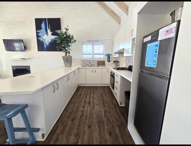 3 BEDROOM HOUSE FOR SALE IN GOLDEN MILE